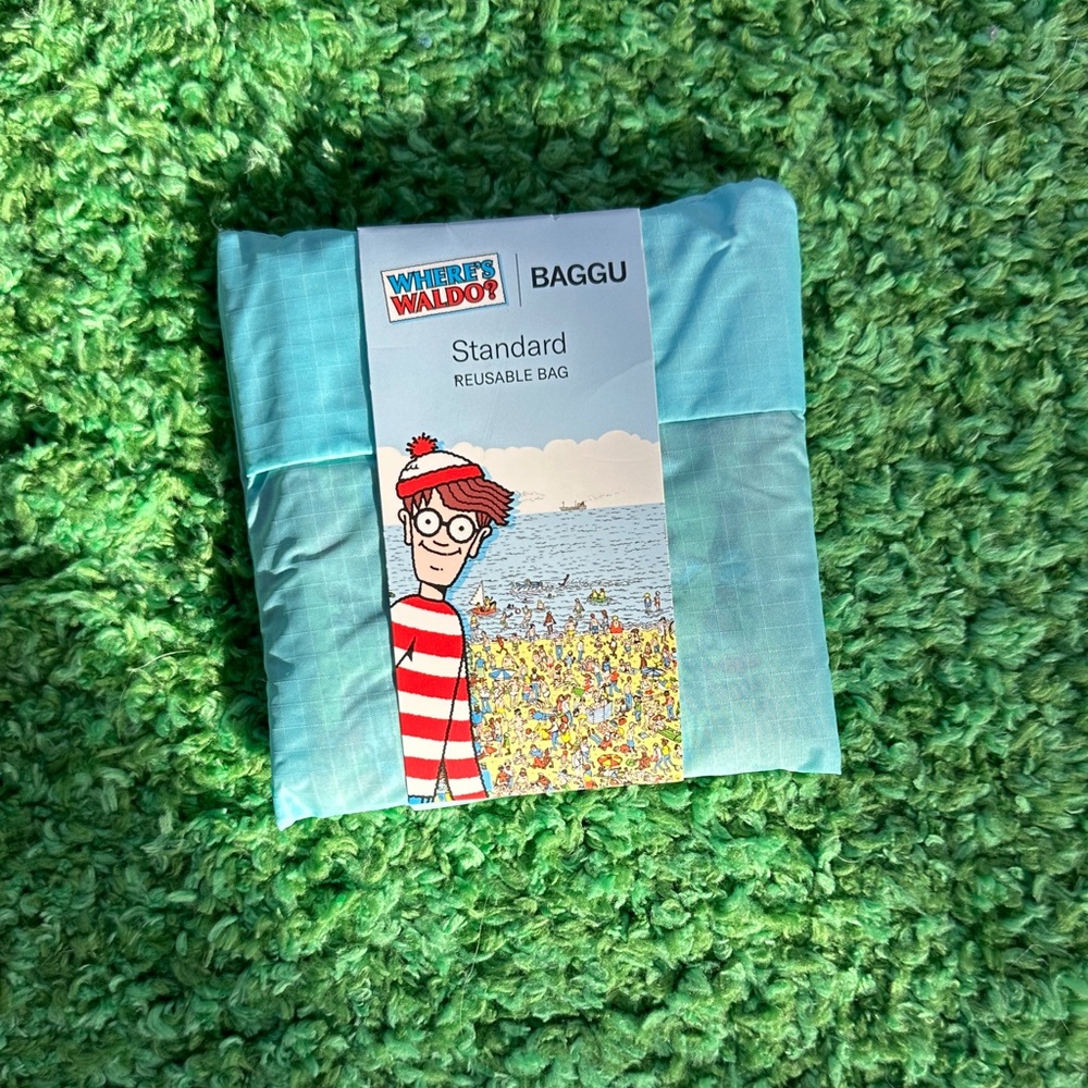 RARE NWT BAGGU Standard Baggu Tote + Carrying Pouch WHERE’S WALDO